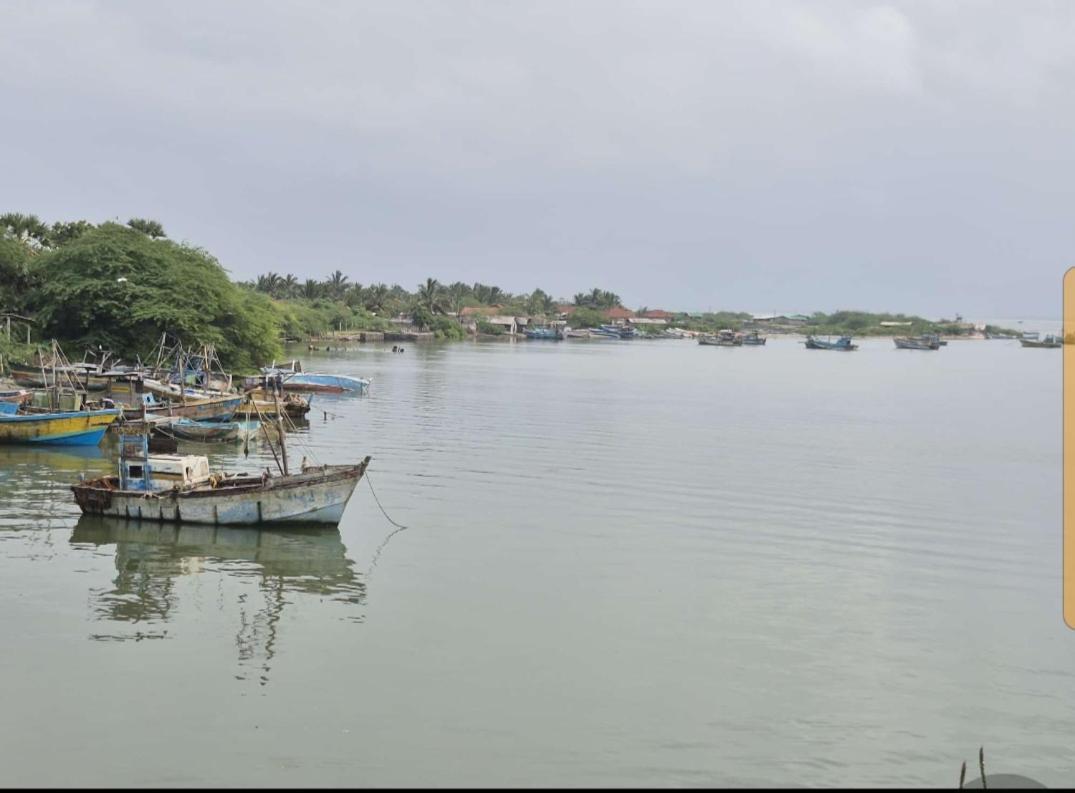 Enoch Guest House Mannar Exterior foto