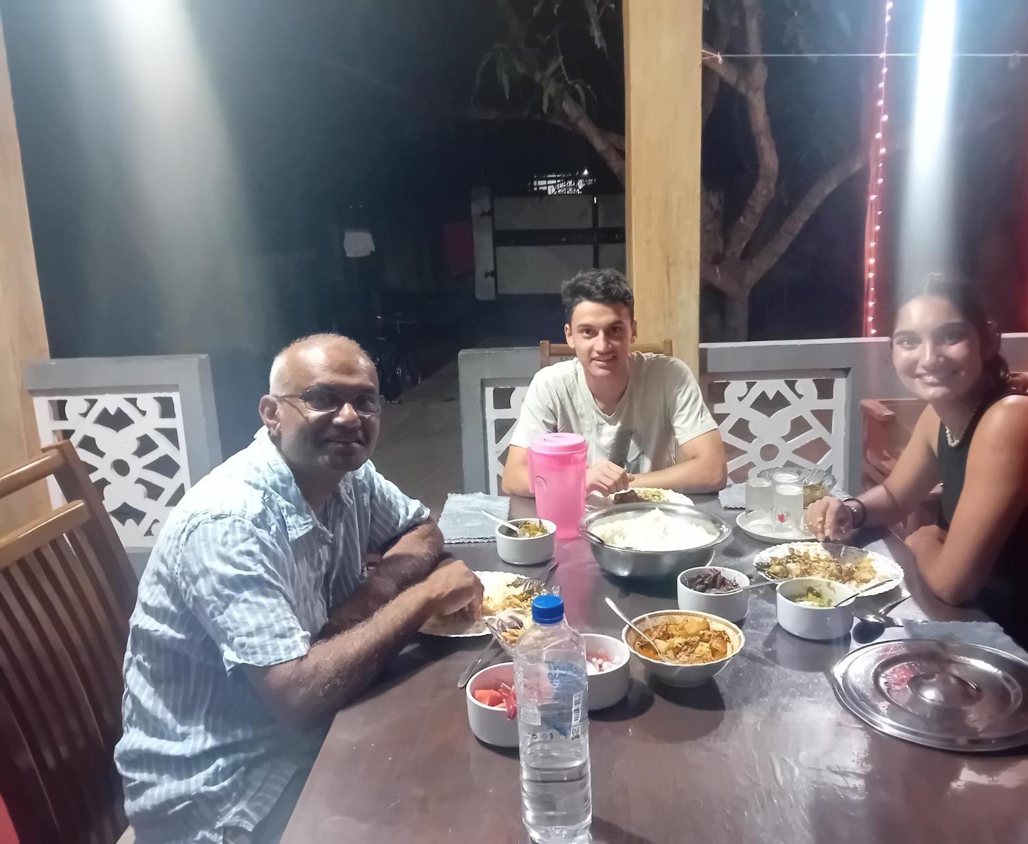Enoch Guest House Mannar Exterior foto